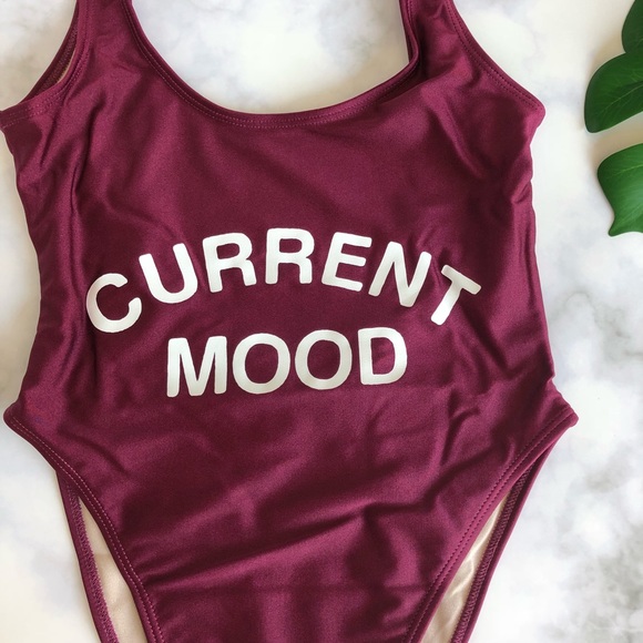 Private Party Current Mood One Piece Swim Suit - Picture 4 of 7